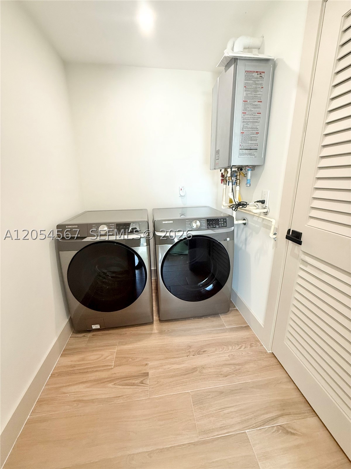LONG KEY PROJ PROP LINE S - Residential Lease