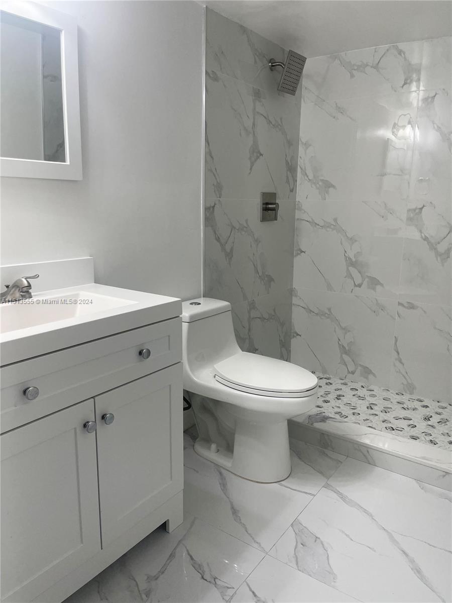 PEPPERMILL KENDALE LKS W - Residential Lease