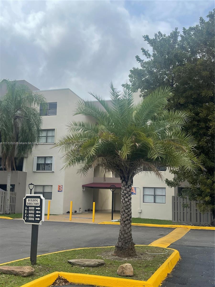 PEPPERMILL KENDALE LKS W - Residential Lease