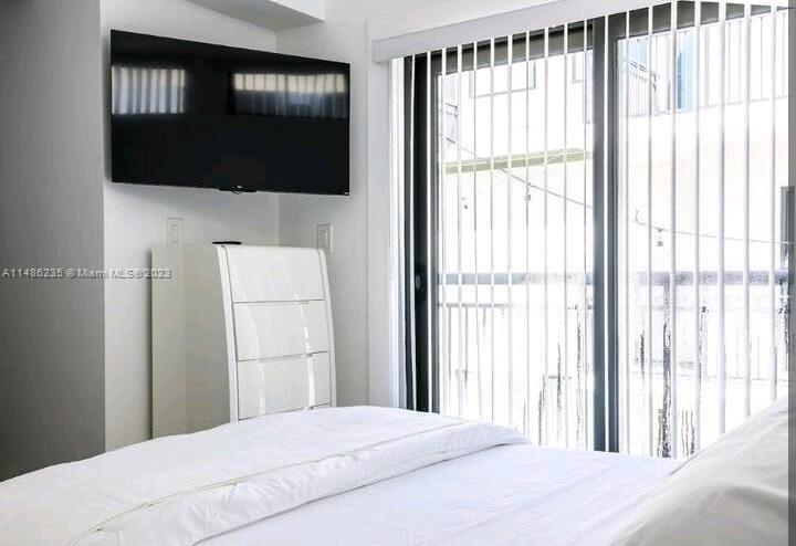 GRAPE TREE TOWNHOUSE COND - Residential Lease