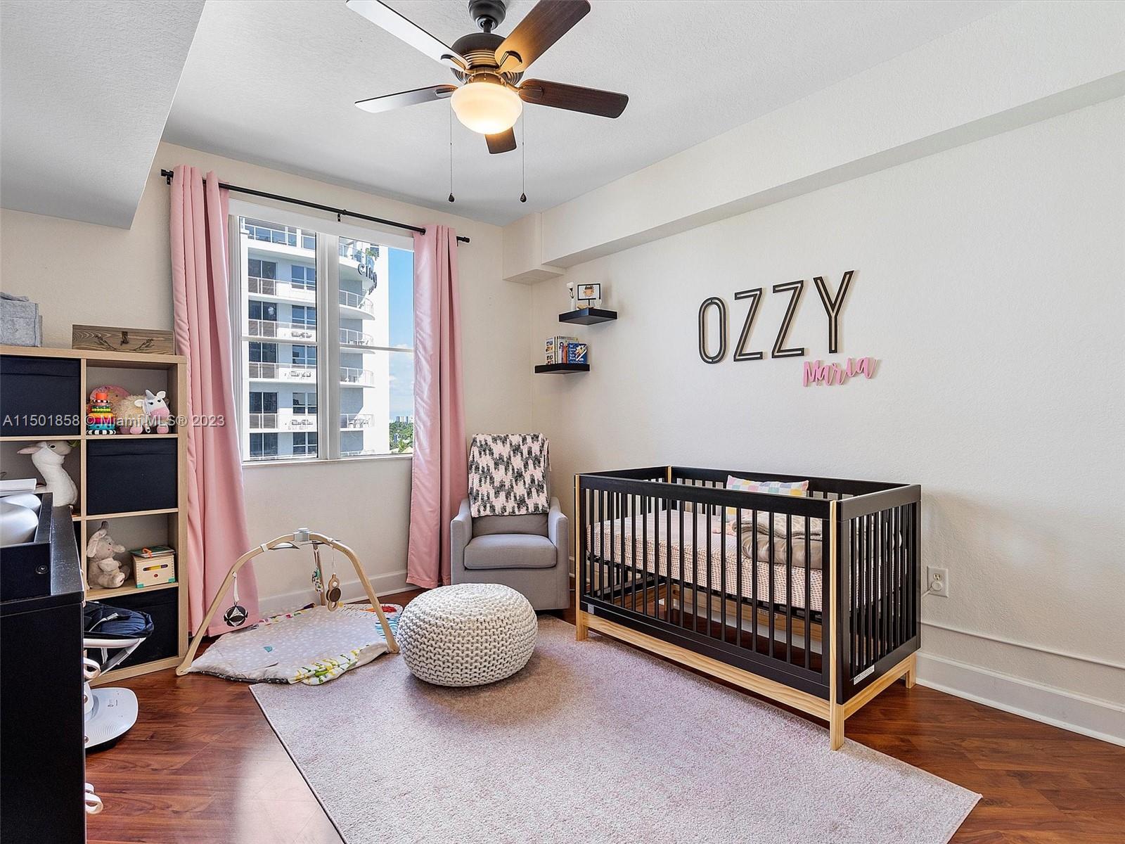 RADIUS CONDO - Residential