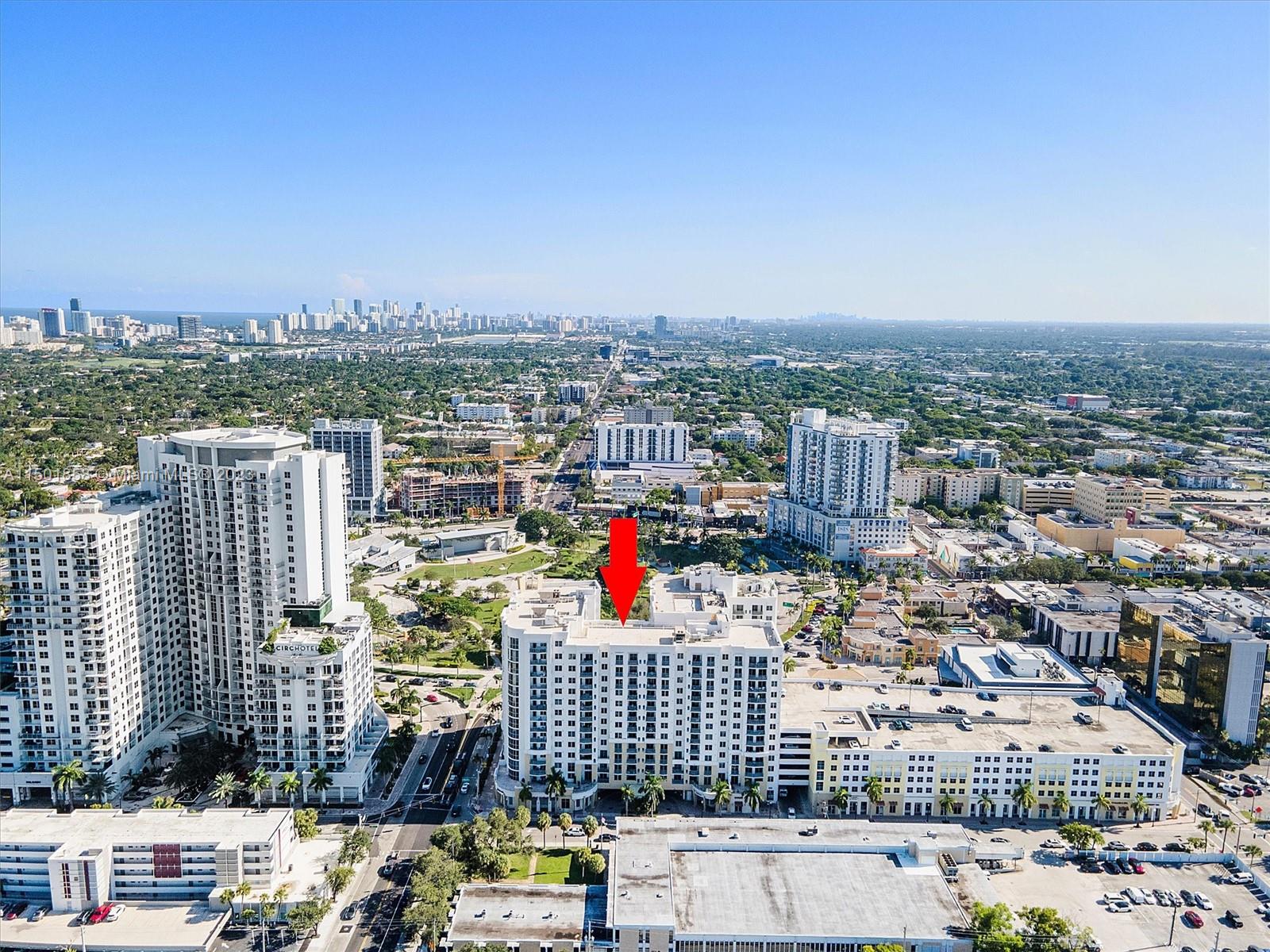 RADIUS CONDO - Residential