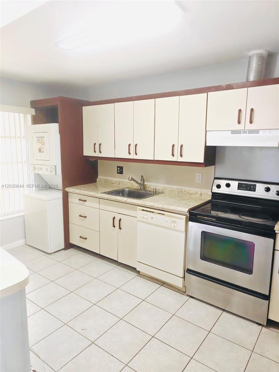 LAUDERDALE WEST CONDO NO - Residential