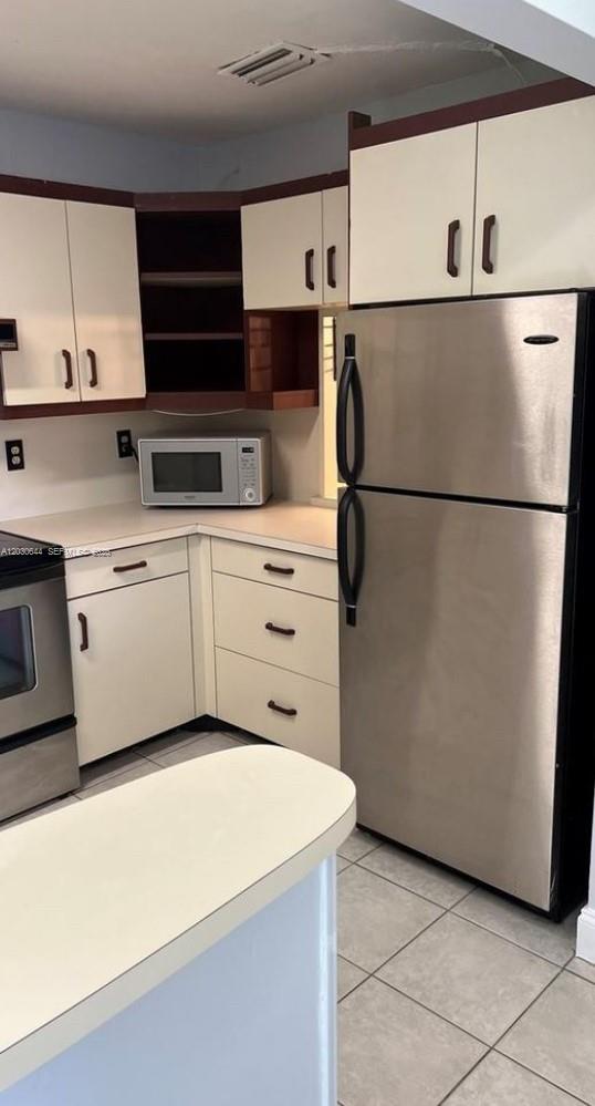 LAUDERDALE WEST CONDO NO - Residential