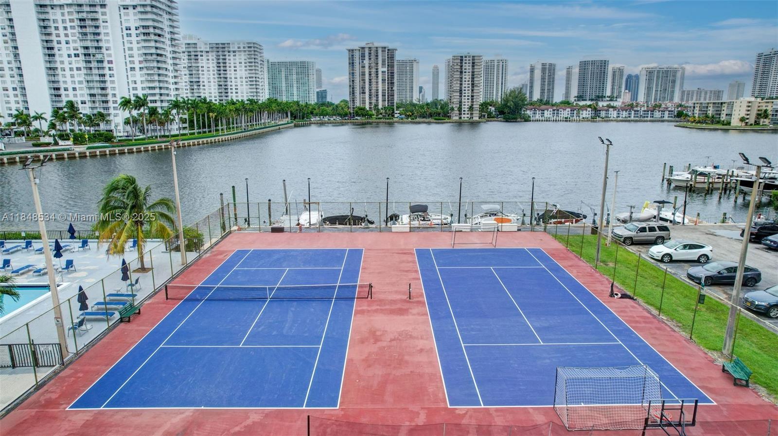 COMMODORE PLAZA CONDO - Residential