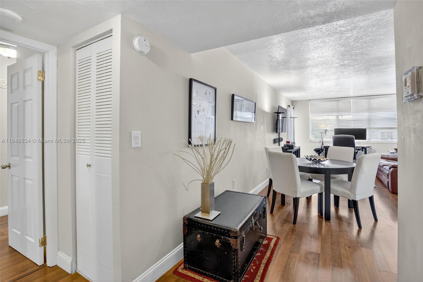 COMMODORE PLAZA CONDO - Residential