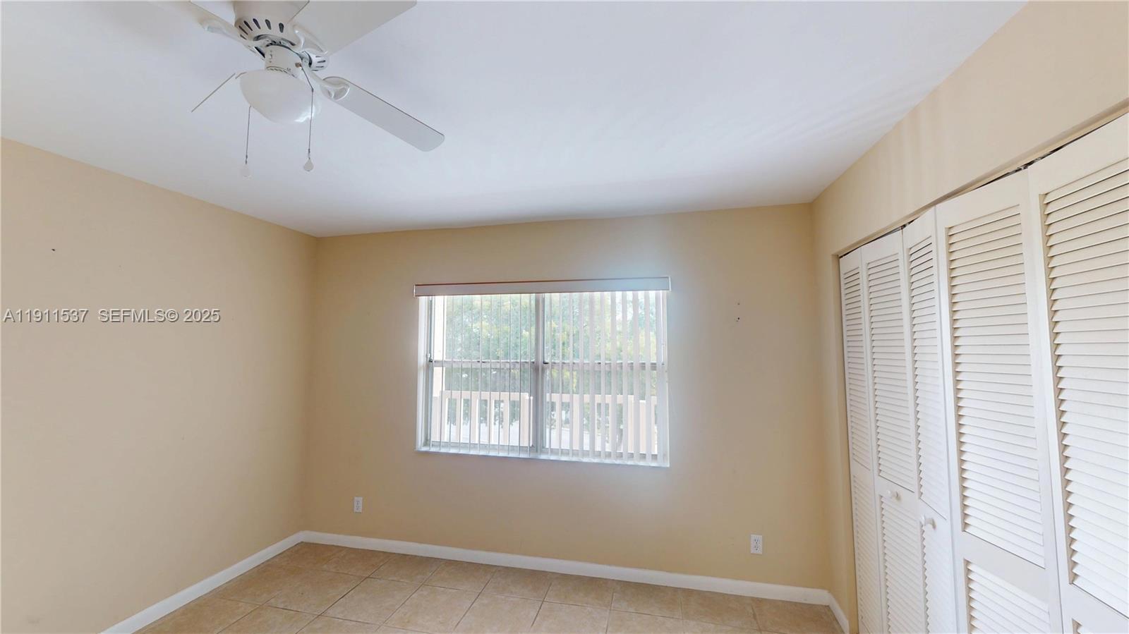 SUNRISE LAKES 95 CONDO - Residential