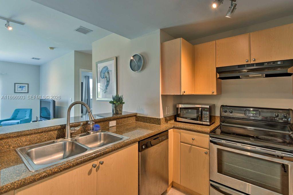 SHAMROCK BY THE GABLES CO - Residential