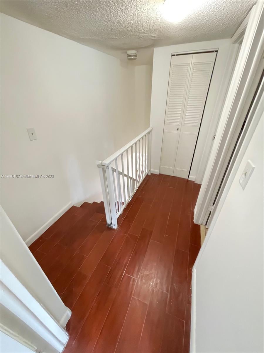 This townhouse has  3 bedrooms/ 2 full bathrooms. Water & trash removal it is included on the association fee. Close to shopping and major highways.