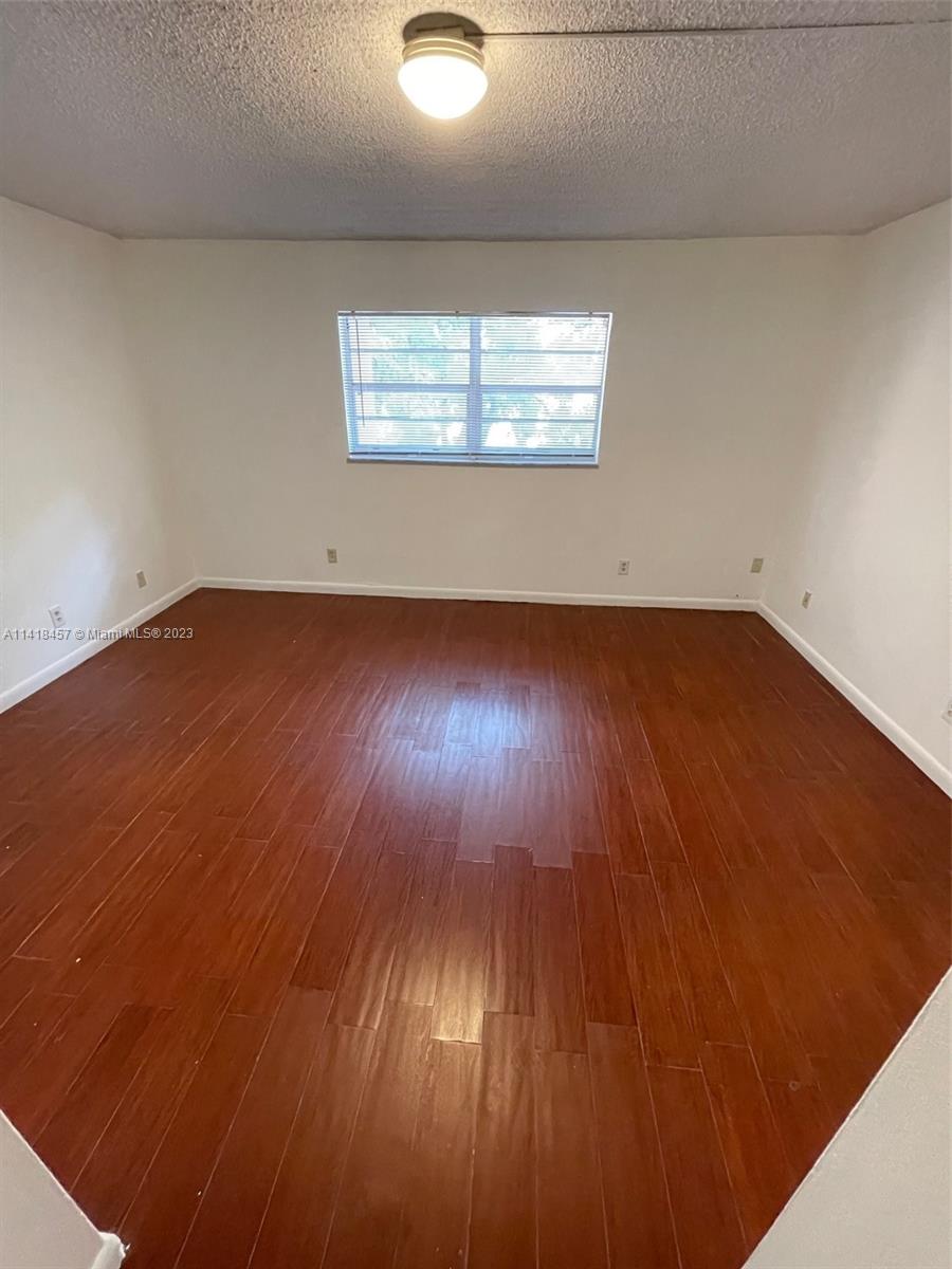 LAUDERHILL GARDENS TOWNHO - Residential Lease