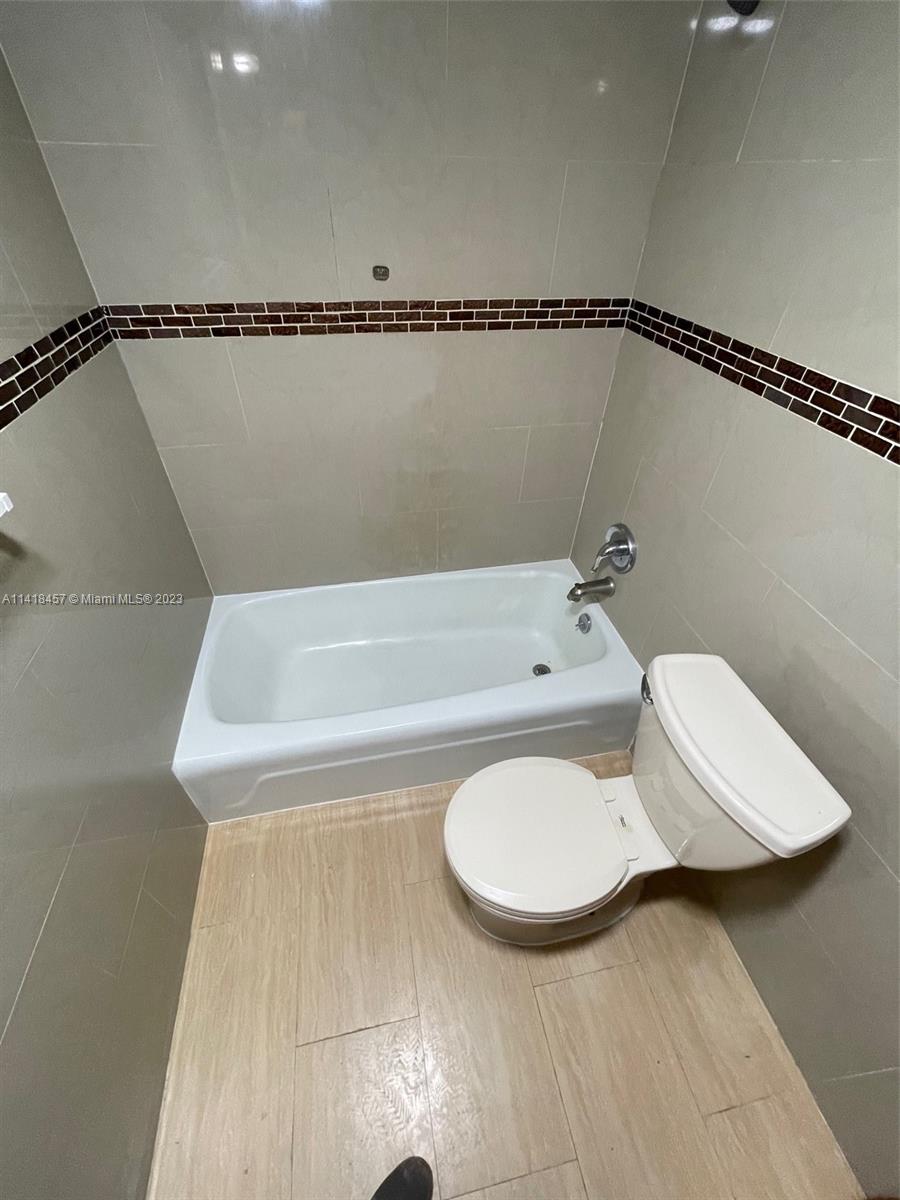 LAUDERHILL GARDENS TOWNHO - Residential Lease
