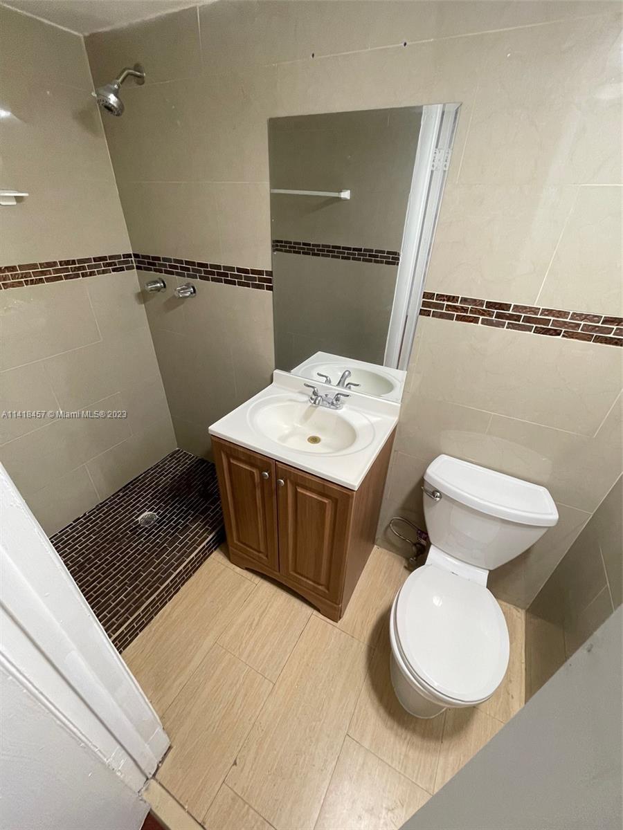 LAUDERHILL GARDENS TOWNHO - Residential Lease