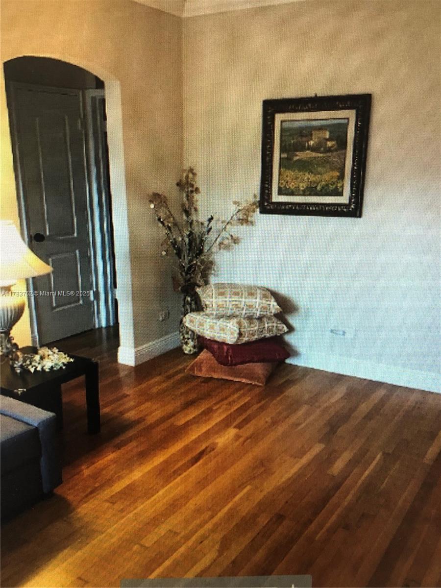 ALMERIA GARDENS CONDO - Residential