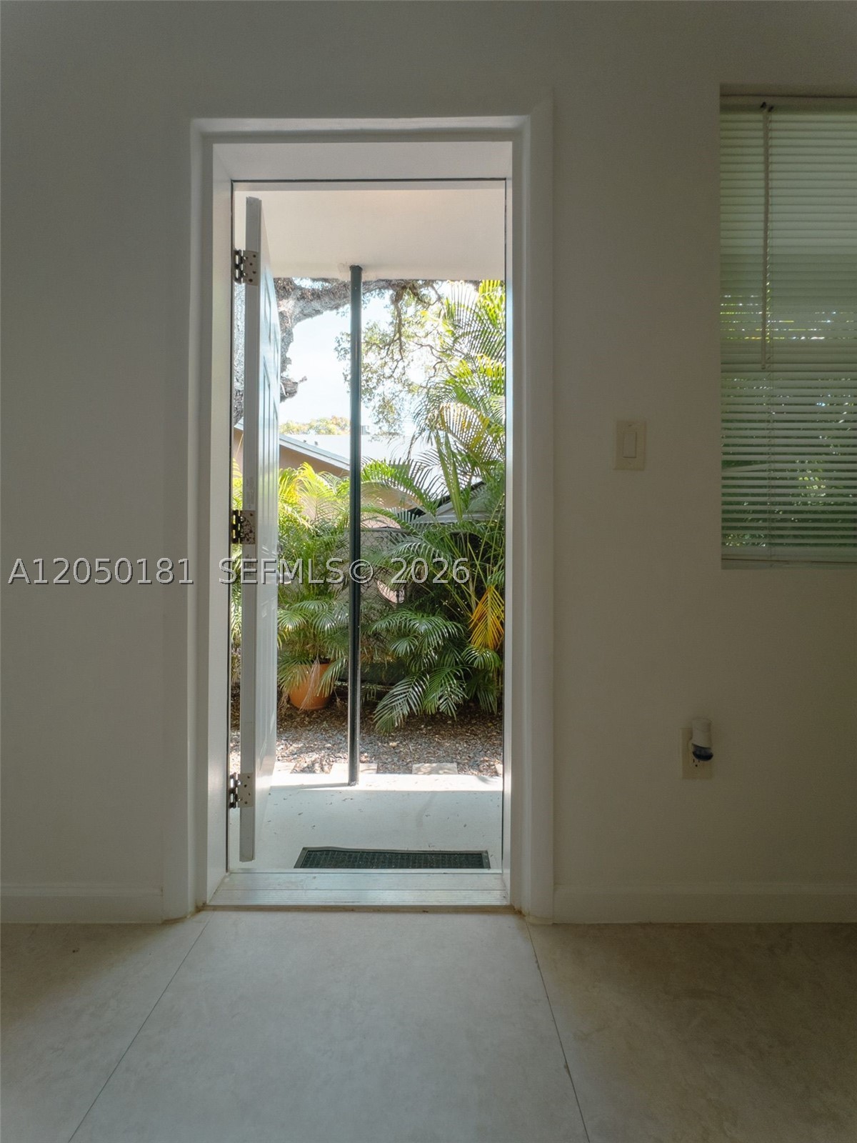 FROW HOMESTEAD - Residential Lease