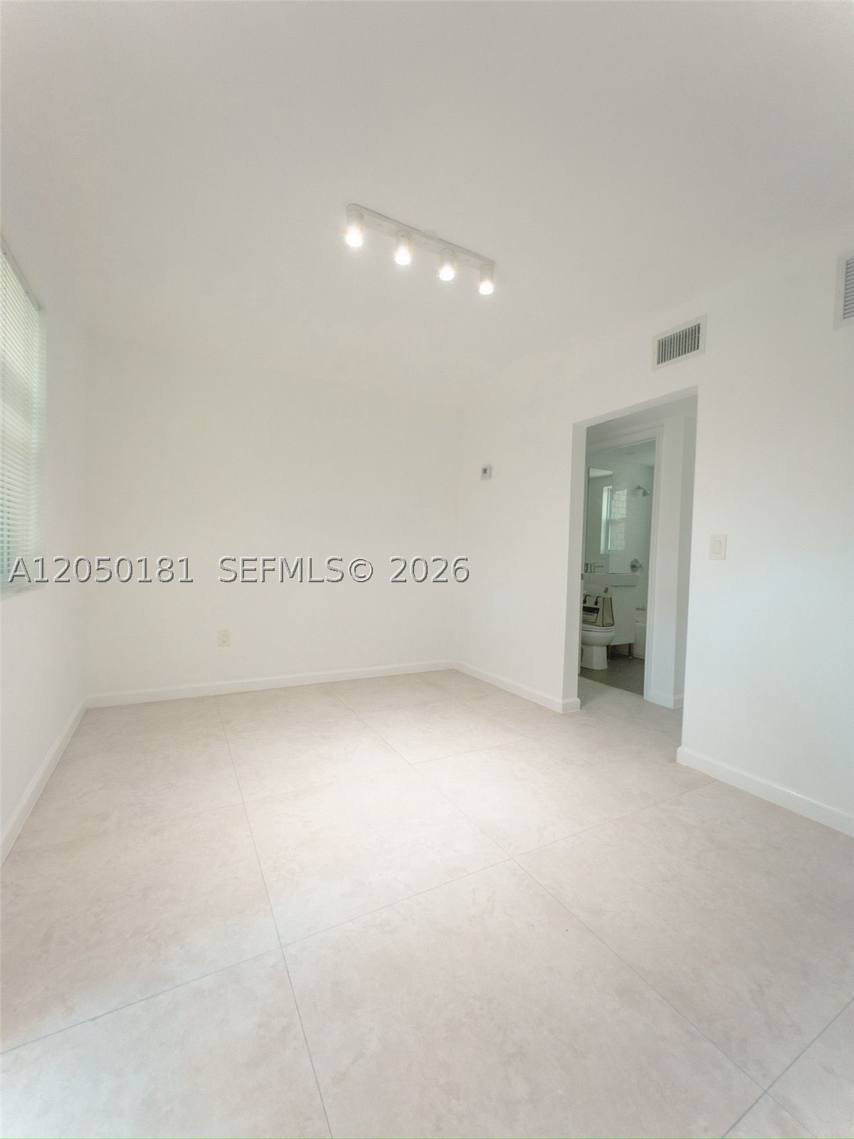 FROW HOMESTEAD - Residential Lease