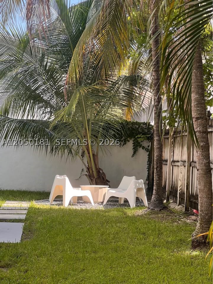 FROW HOMESTEAD - Residential Lease