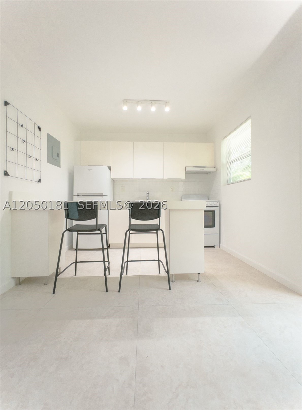 FROW HOMESTEAD - Residential Lease