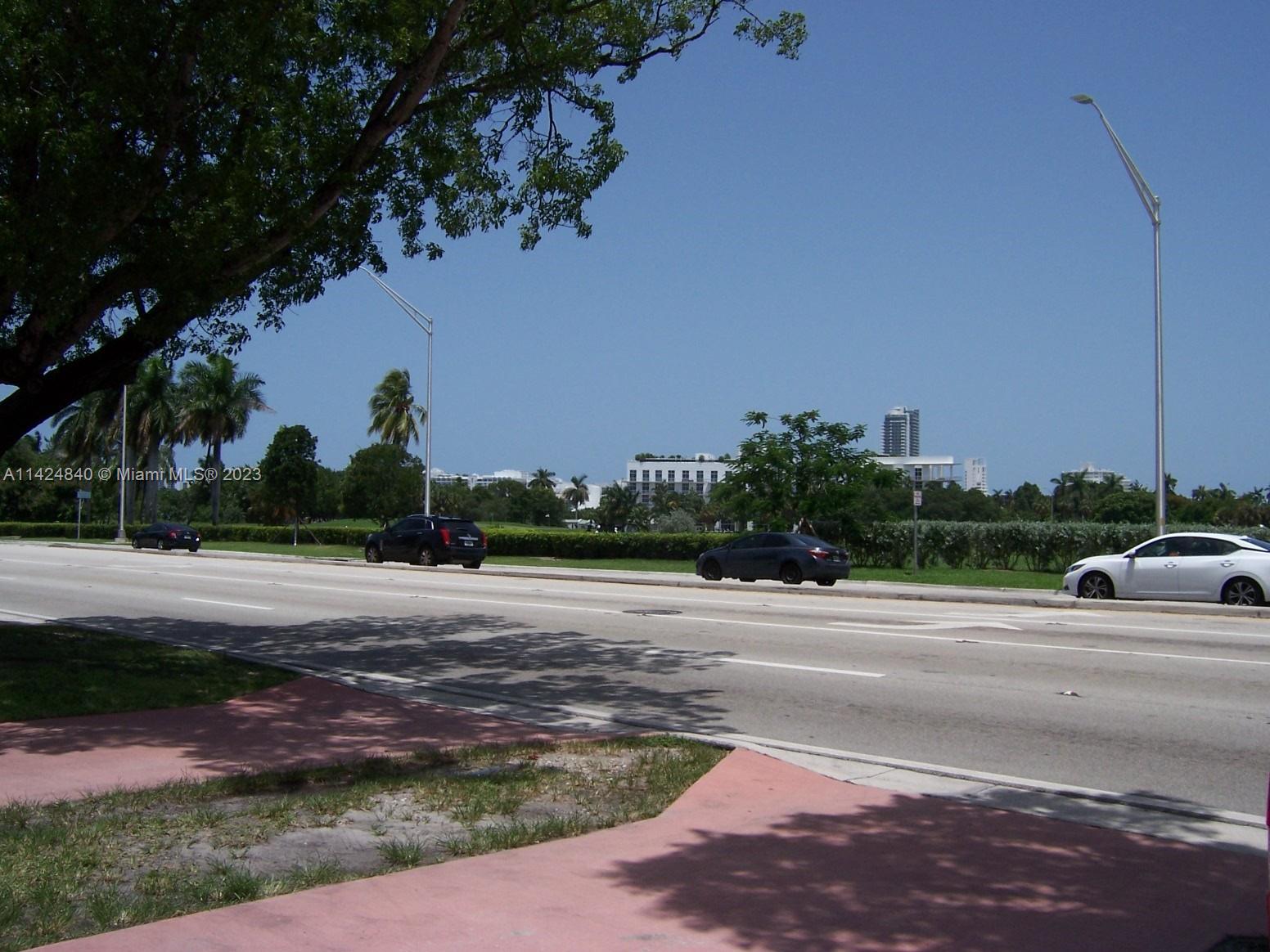 AMD PLAT OF SUNSET LAKE S - Residential Lease