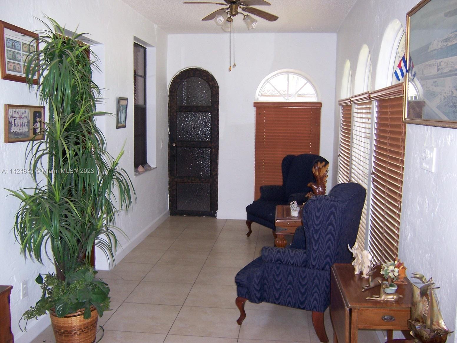 AMD PLAT OF SUNSET LAKE S - Residential Lease