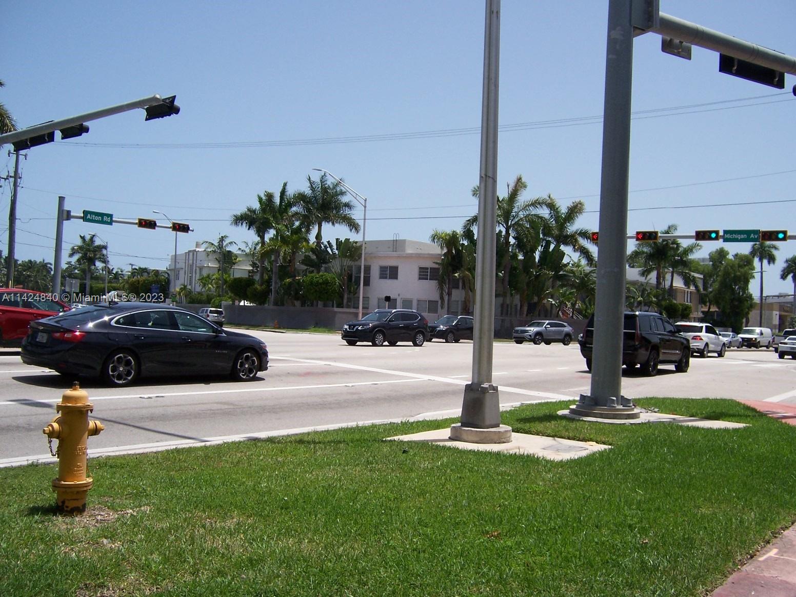 AMD PLAT OF SUNSET LAKE S - Residential Lease