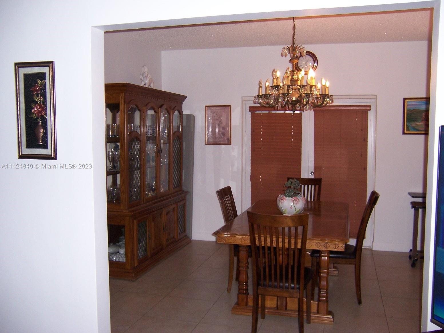 AMD PLAT OF SUNSET LAKE S - Residential Lease