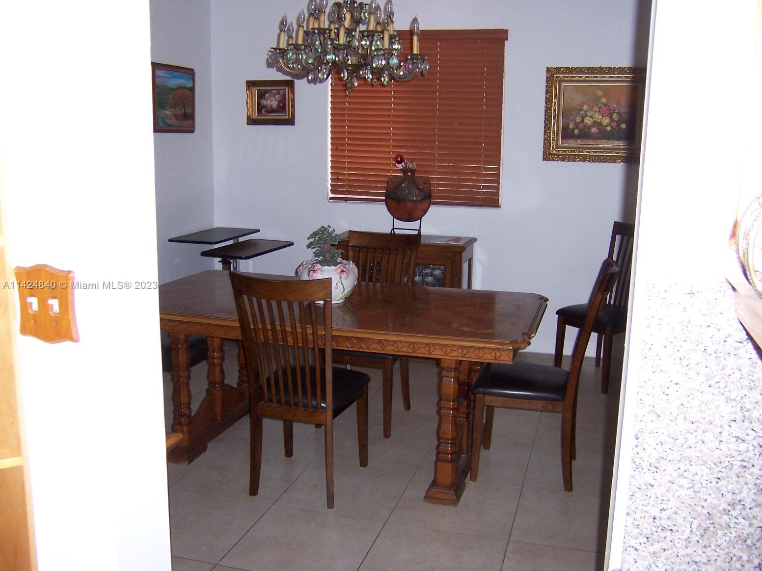 AMD PLAT OF SUNSET LAKE S - Residential Lease