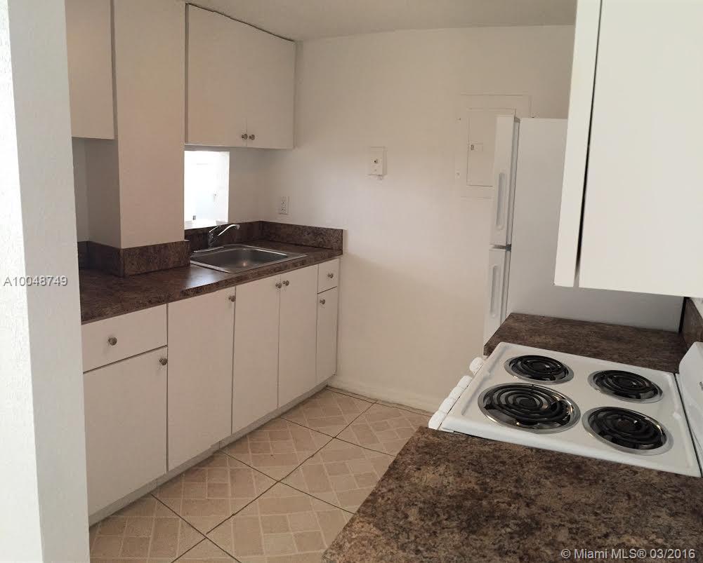 OCEAN BEACH ADD NO 3 - Residential Lease