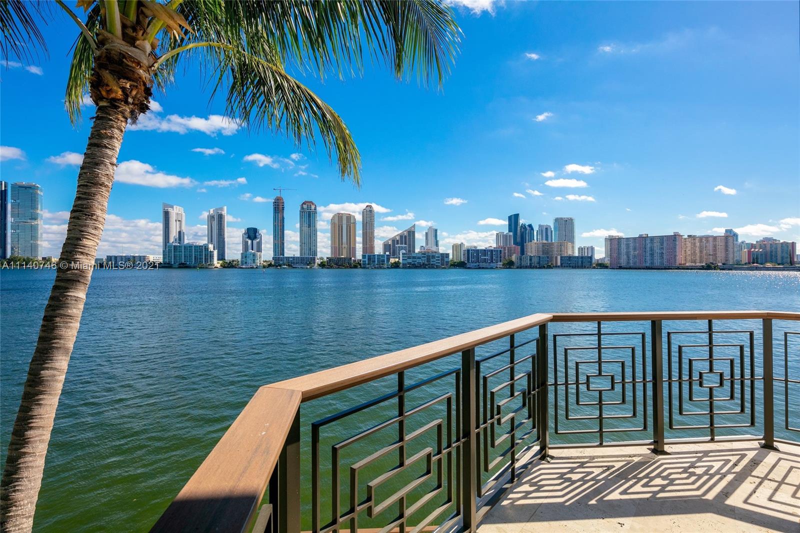 ISLAND ESTATES - Residential