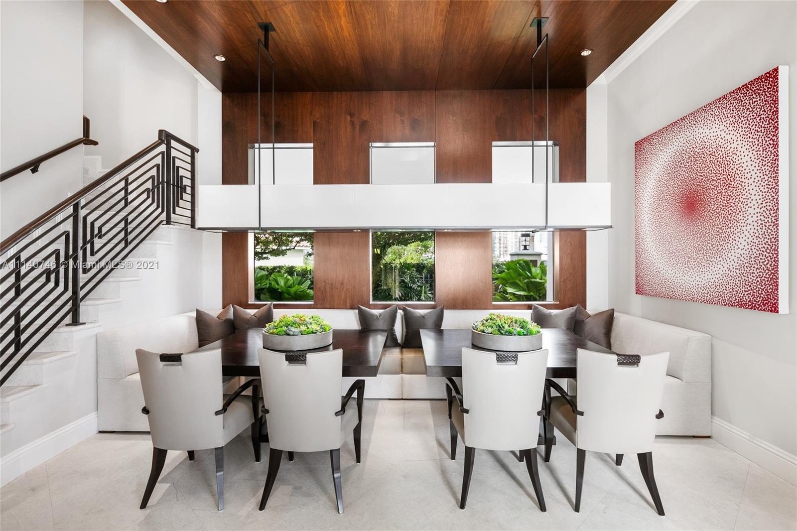 ISLAND ESTATES - Residential