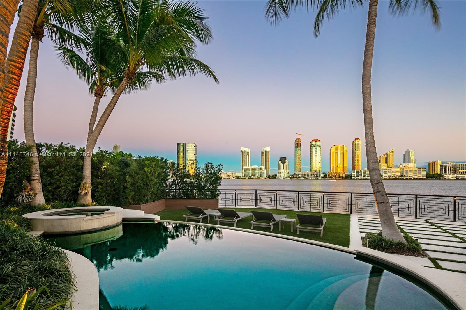ISLAND ESTATES - Residential