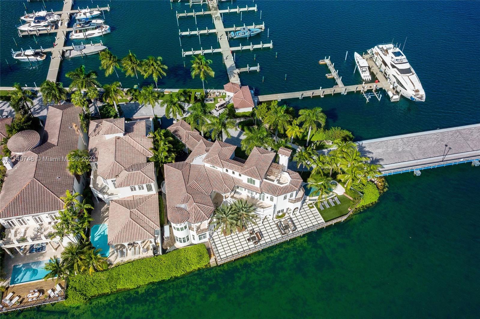 ISLAND ESTATES - Residential