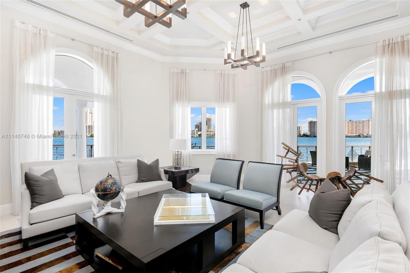 ISLAND ESTATES - Residential