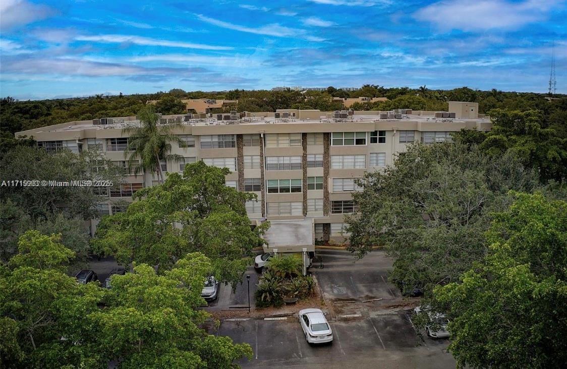 PLANTATION PLACE CONDO - Residential