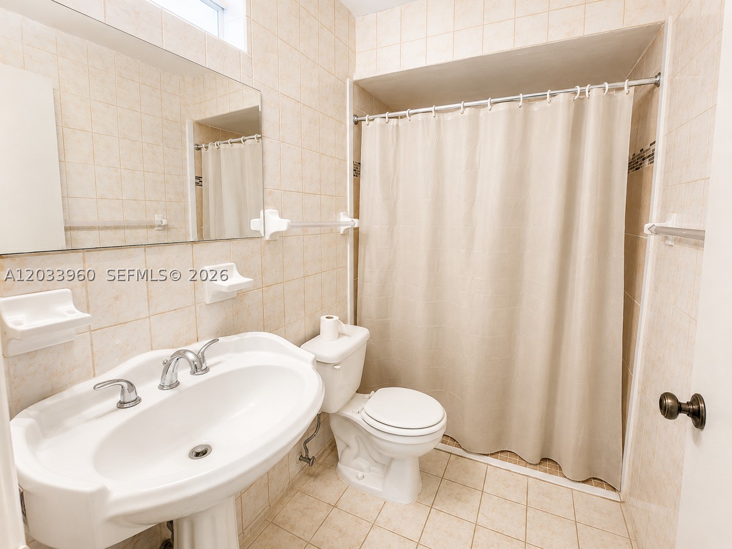 WINSTON PARK UNIT THREE - Residential
