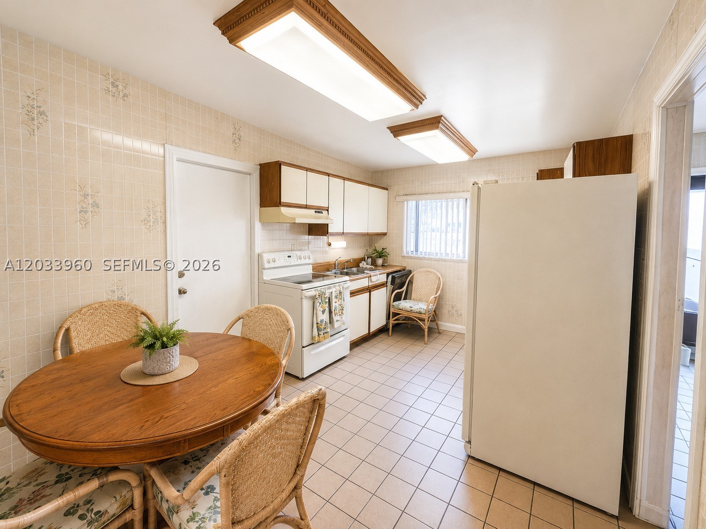 WINSTON PARK UNIT THREE - Residential
