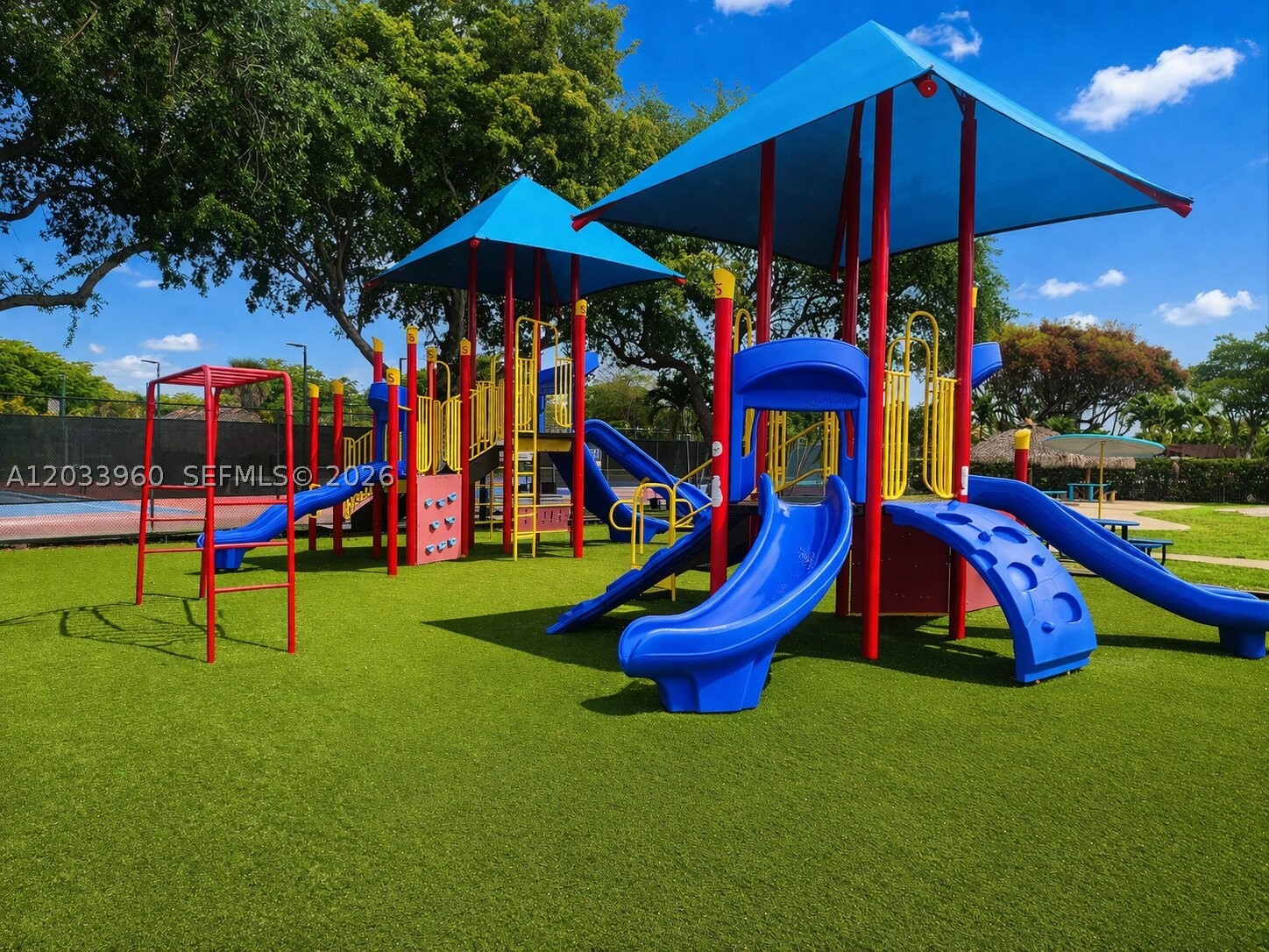WINSTON PARK UNIT THREE - Residential