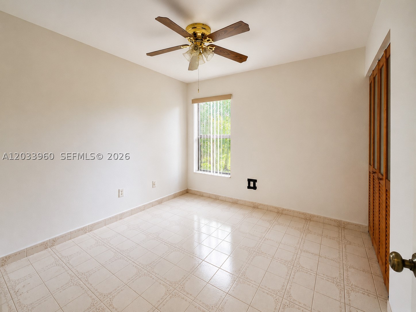 WINSTON PARK UNIT THREE - Residential