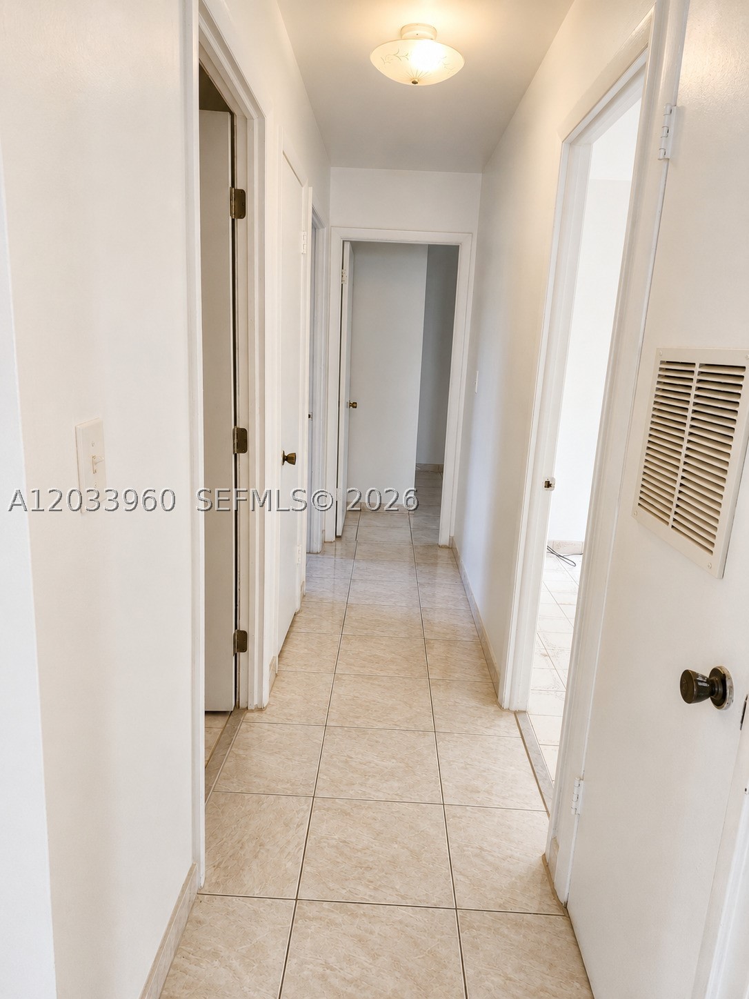 WINSTON PARK UNIT THREE - Residential