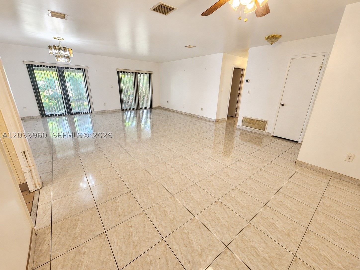 WINSTON PARK UNIT THREE - Residential