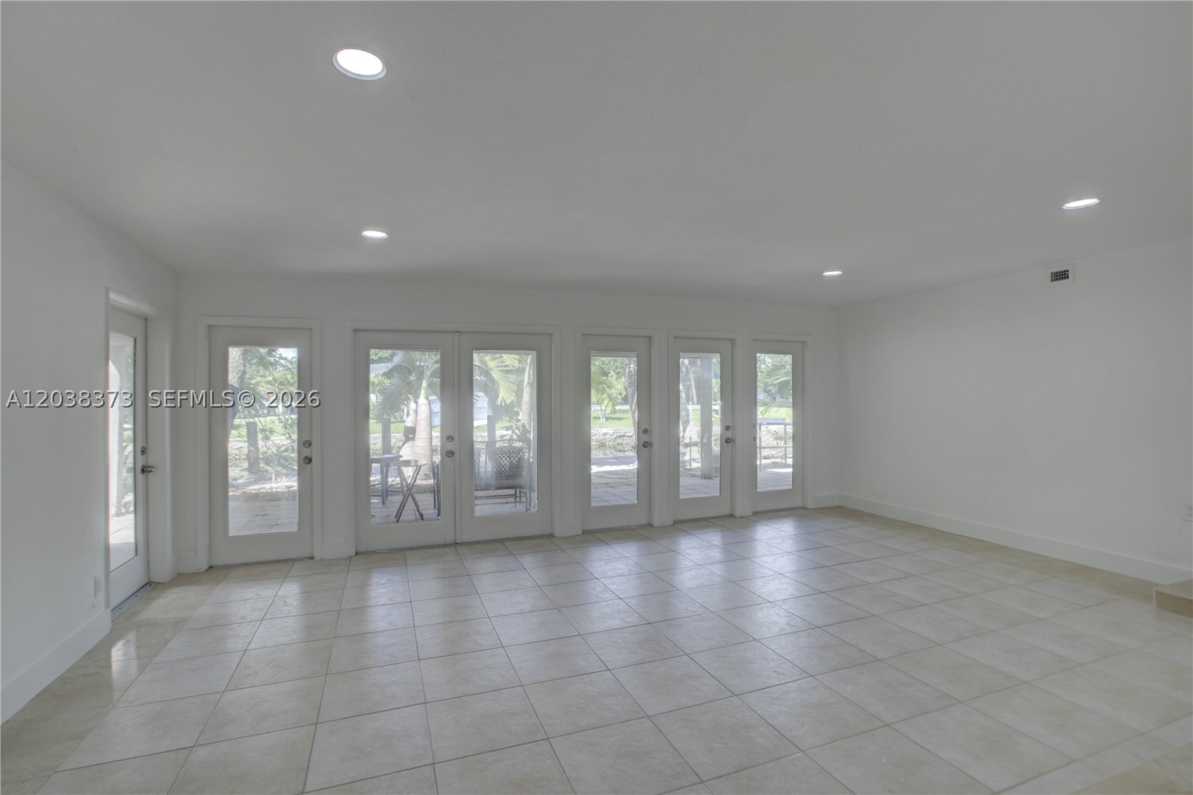 RIVER SEC OF CROISSANT PA - Residential Lease