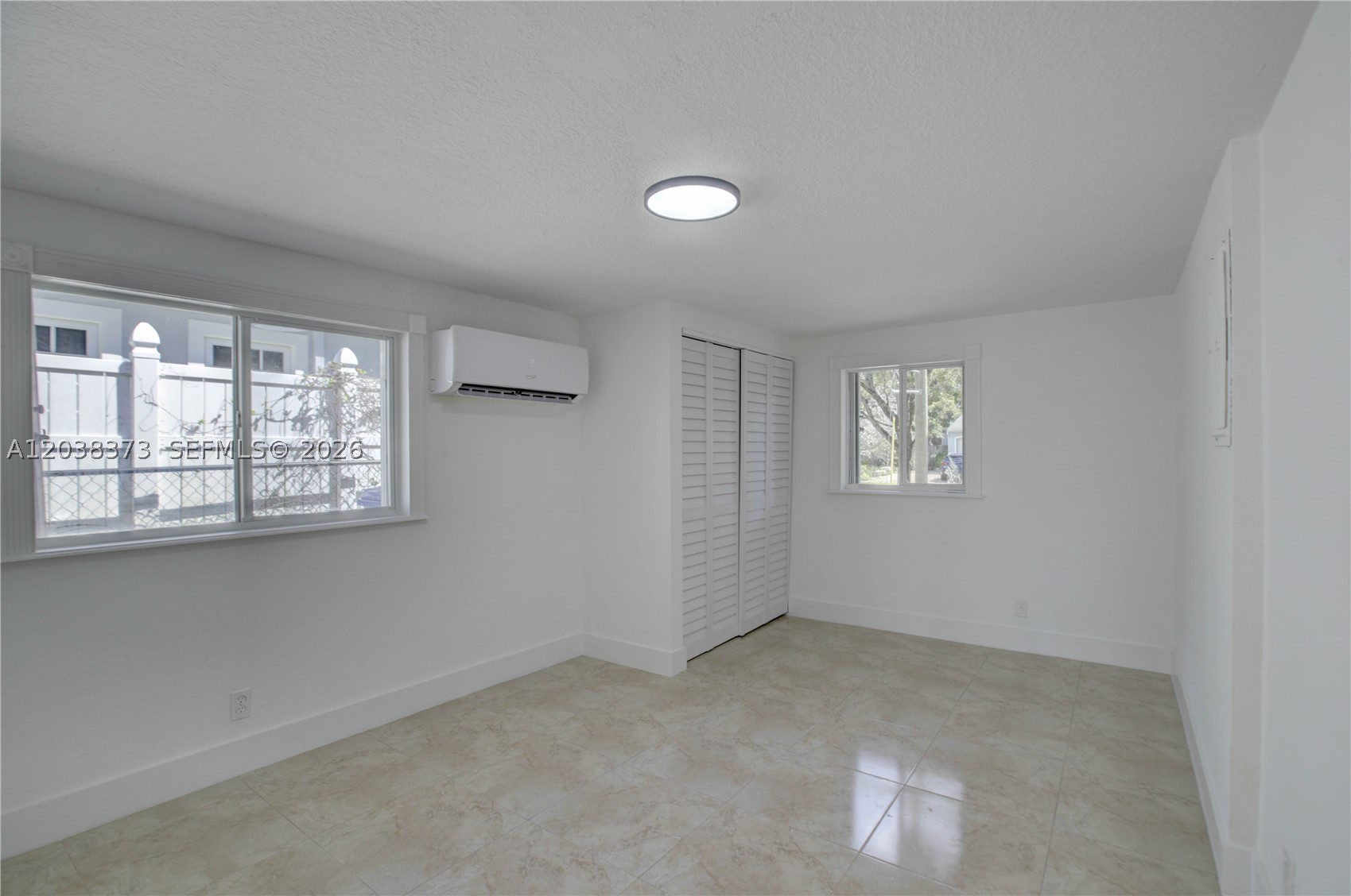 RIVER SEC OF CROISSANT PA - Residential Lease
