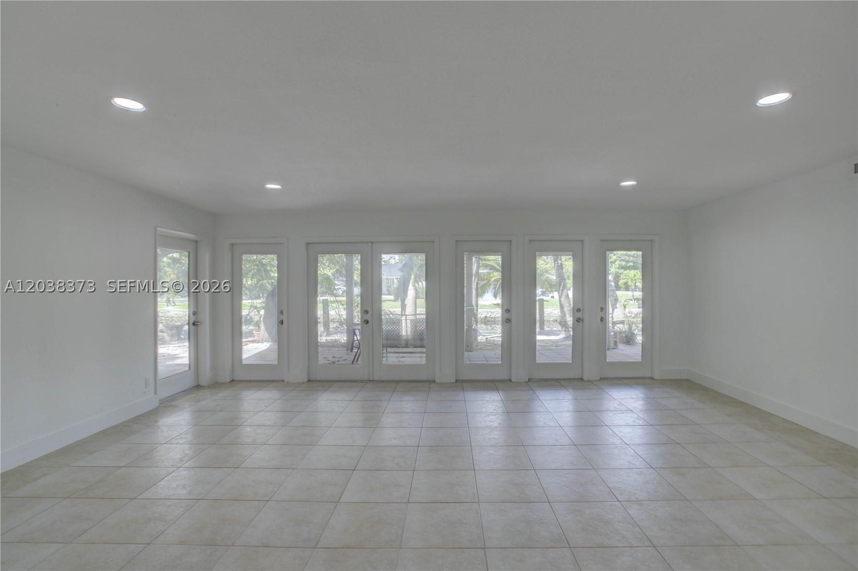 RIVER SEC OF CROISSANT PA - Residential Lease