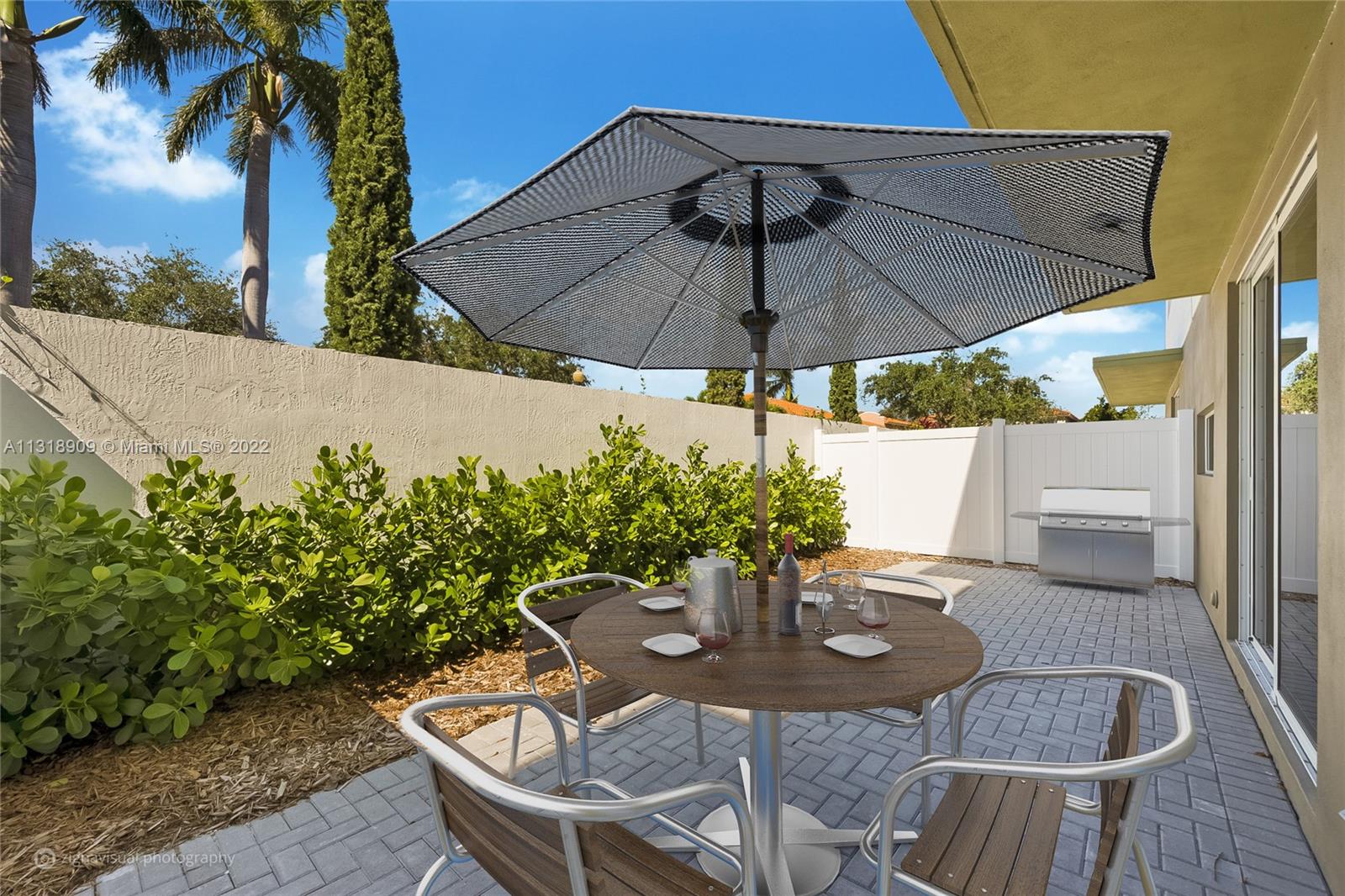 SIX AT DADELAND CONDO - Residential Lease