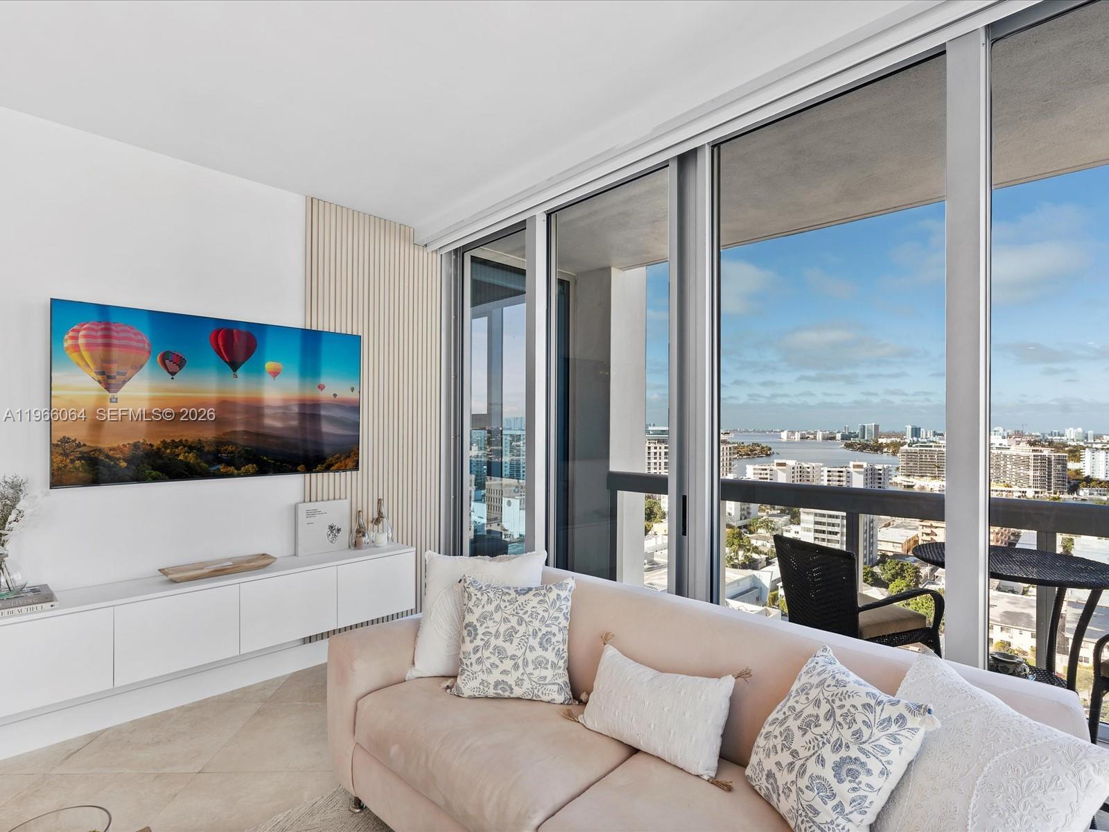 NORTH CARILLON BEACH COND - Residential
