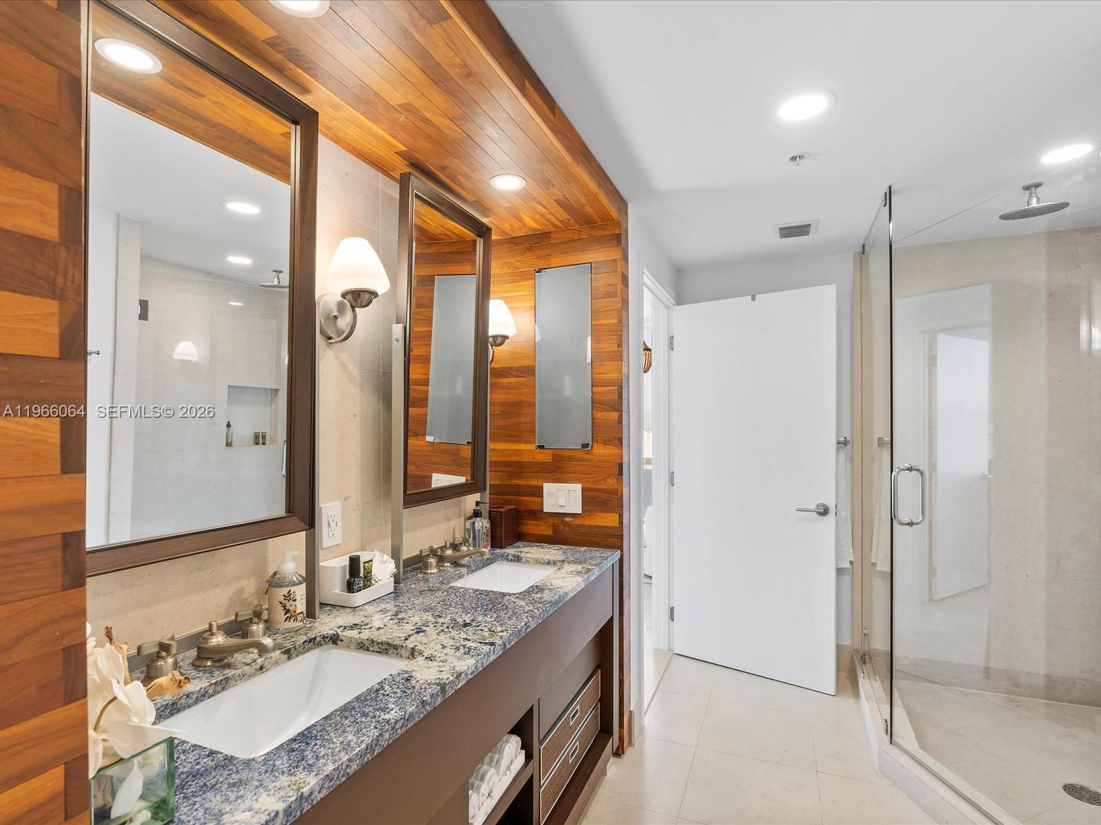 NORTH CARILLON BEACH COND - Residential