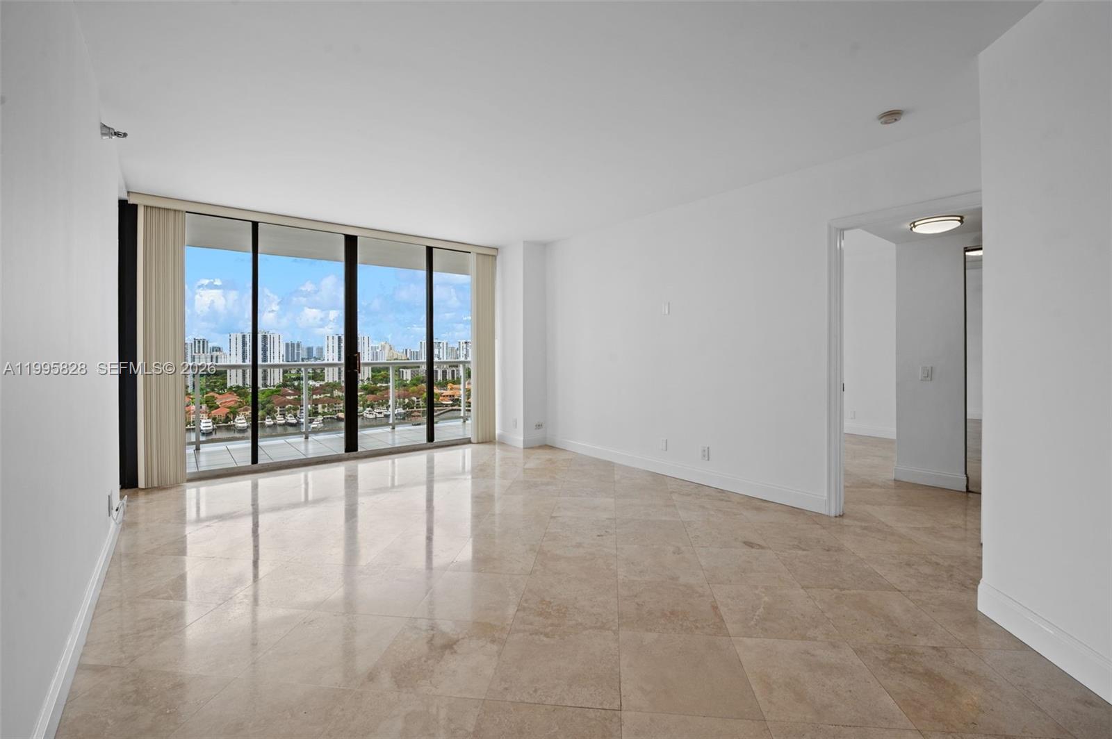 HARBORSIDE - Residential