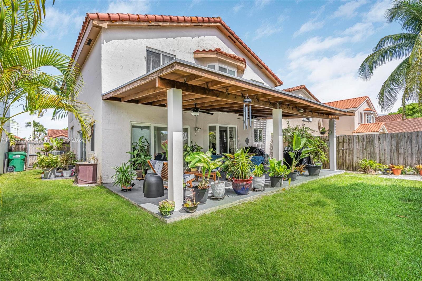 ROGER HOMES - Residential Lease