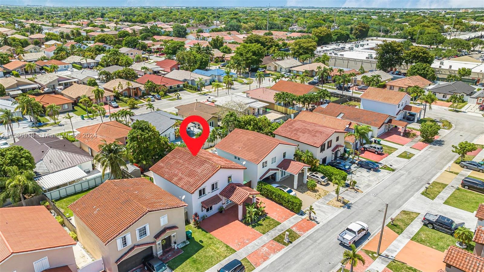ROGER HOMES - Residential Lease