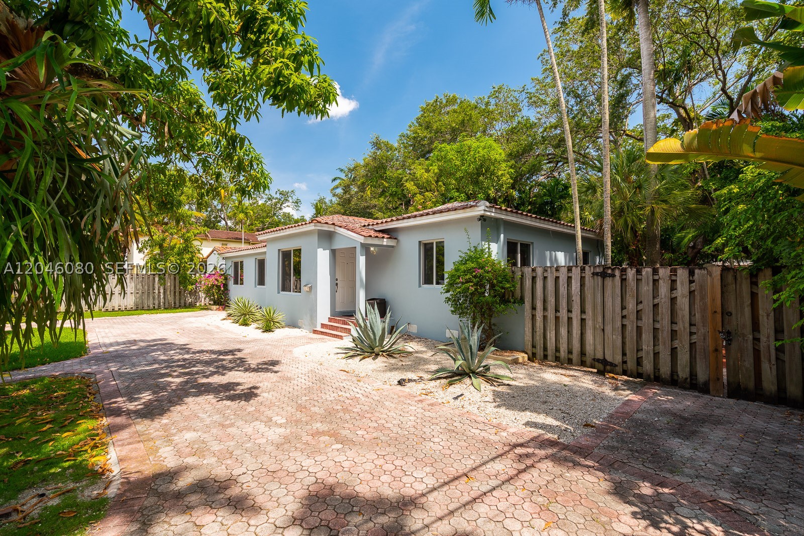 SILVER BLUFF EST SEC C - Residential