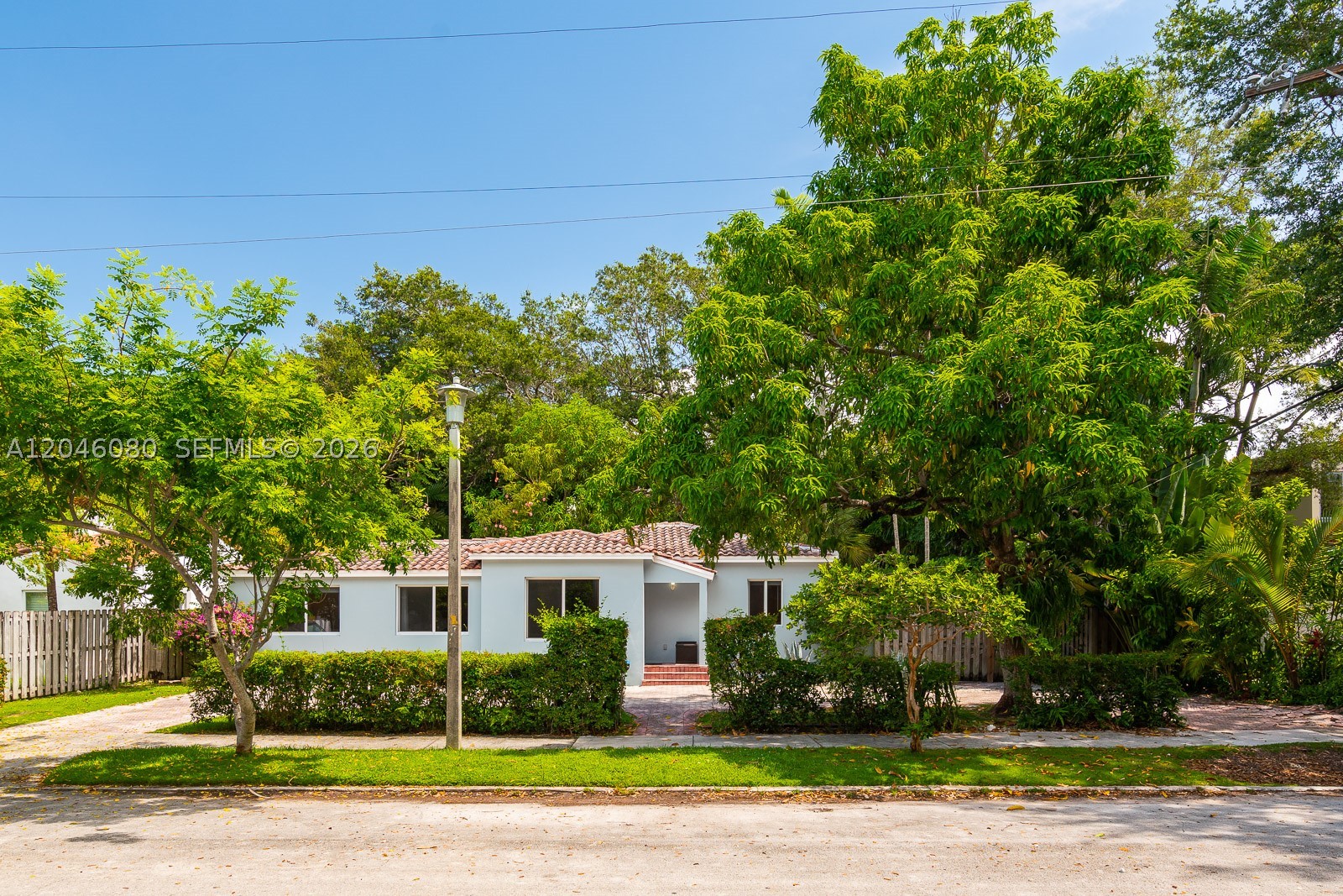 SILVER BLUFF EST SEC C - Residential